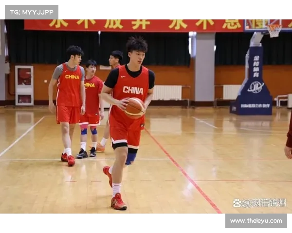 中国U19男篮首战加拿大 朱正彰华非领衔混血新星力拼世界杯 中国U19男篮首战加拿大 朱正彰华非领衔混血新星力拼世界杯