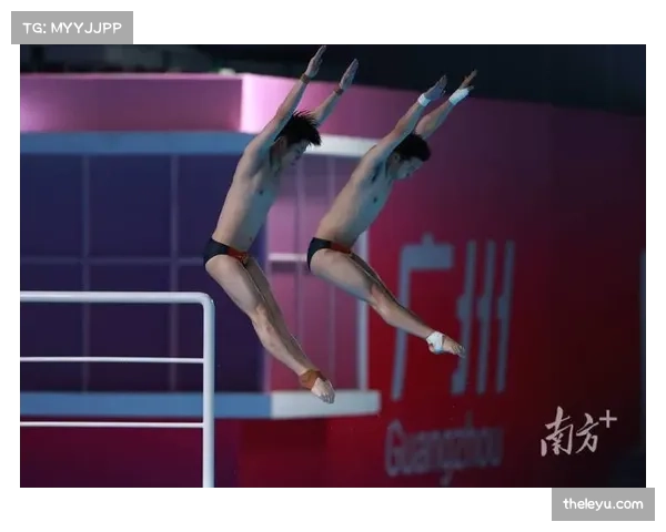 邬挺嘉劈叉勾脚尖动作未升级 广东队再遇争议