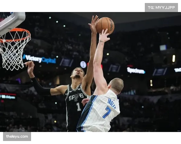 马刺替补深度成胜负手:衔接段火力压制暴露开拓者轮换短板